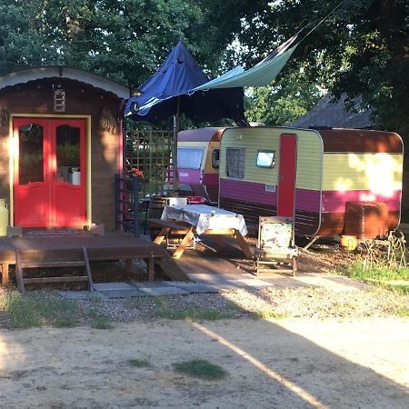 La Roulotte Chainoux Bains-sur-Oust Buitenkant foto